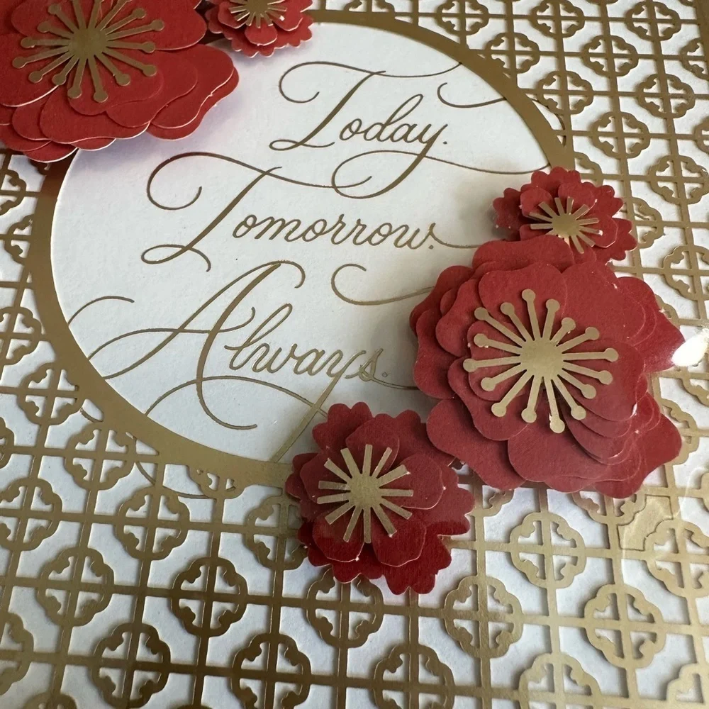🩵5/$8 Elegant Red and Gold Floral Card